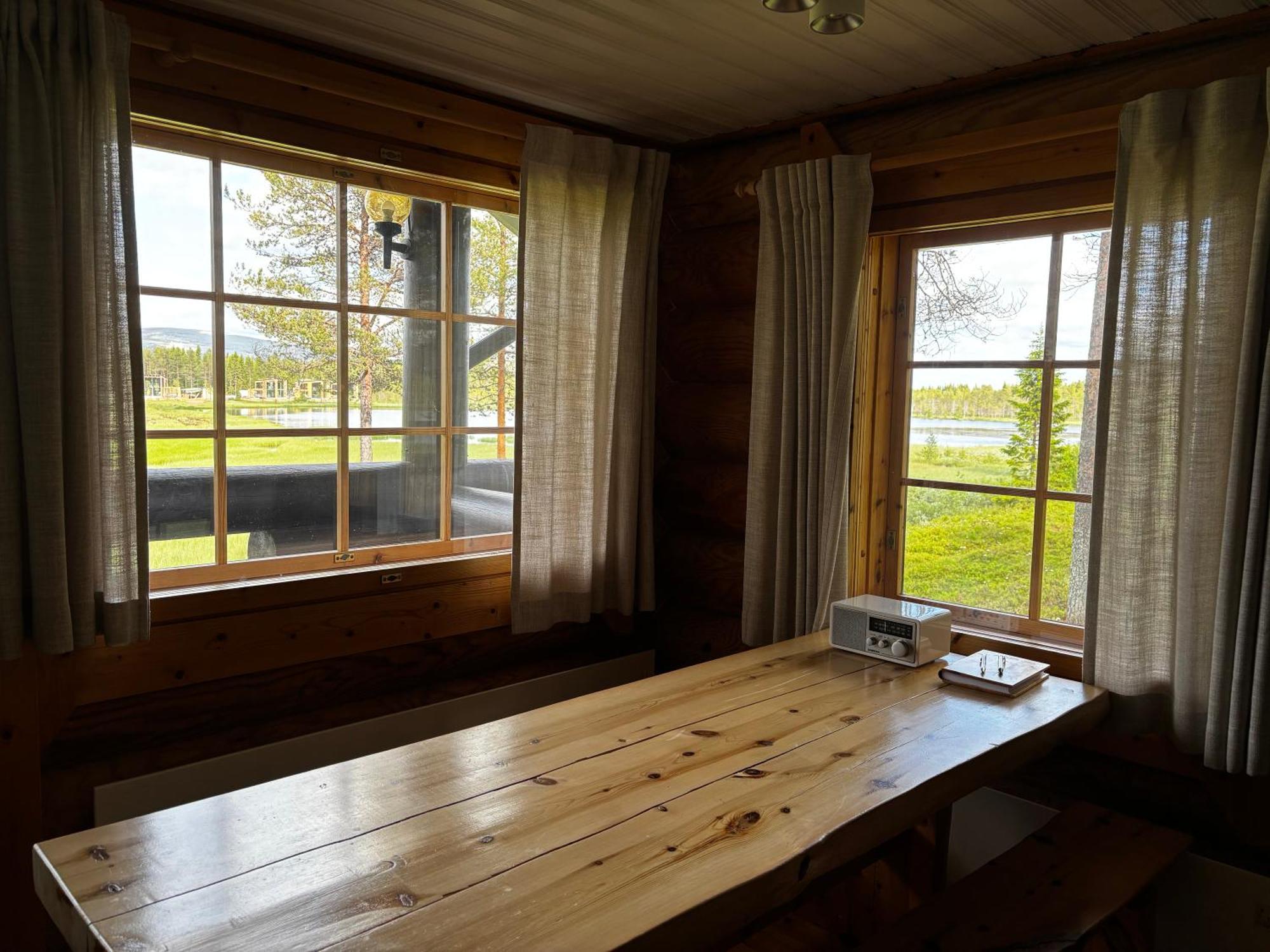 Chalet Ruska 2, Yllaes, Aekaeslompolo, Lapland - Log With And Fell Scenery Äkäslompolo